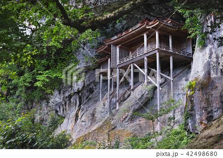 国宝】三徳山 三佛寺（三仏寺）投入堂（奥院・蔵王殿）の写真