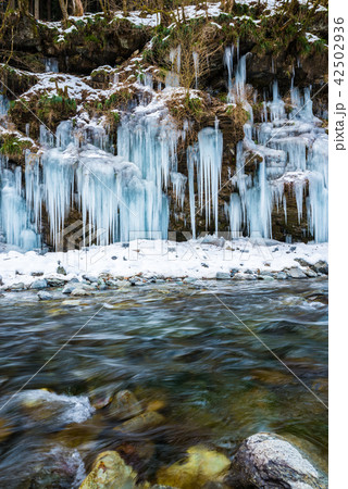三十槌の氷柱 みそつちのつらら （埼玉県秩父市大滝） 2018年2月 42502936