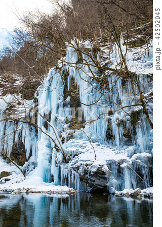 三十槌の氷柱 みそつちのつらら (埼玉県秩父市大滝) 2018年2月 三十槌の氷柱 みそつちのつらら (埼玉県秩父市大滝) 2018年2月 42502945