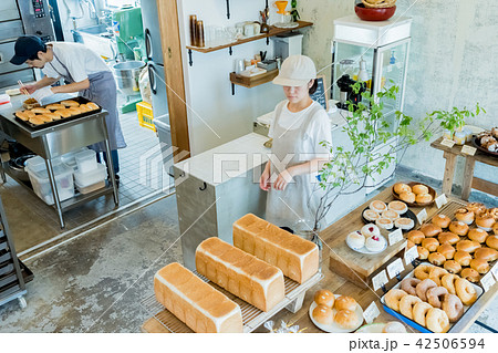 焼きたてパン 焼きたてパン 42506594