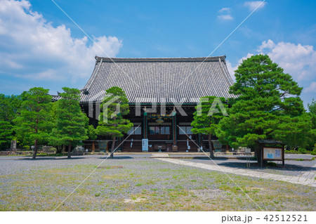 京都 清凉寺の本堂(釈迦堂) 夏 京都 清凉寺の本堂(釈迦堂) 夏 42512521
