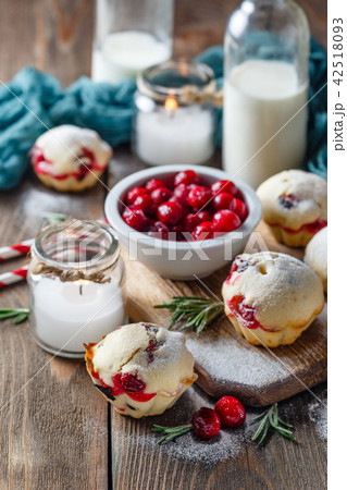 Muffins with cranberries and chocolate Muffins with cranberries and chocolate 42518093
