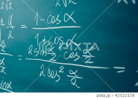 Algebra and analysis beginnings. Trigonometry and elementary functions. 42522119