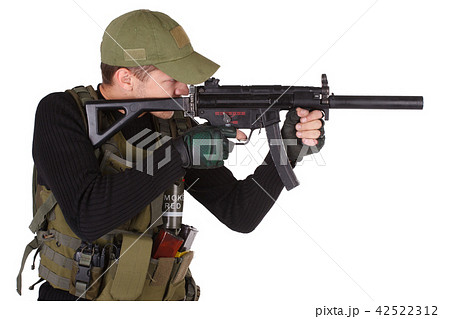 mercenary with mp5 submachine gun 42522312