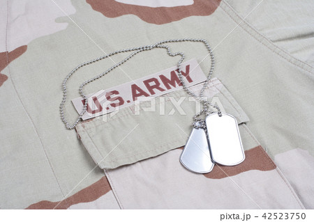 US ARMY branch tape with dog tags on uniform 42523750