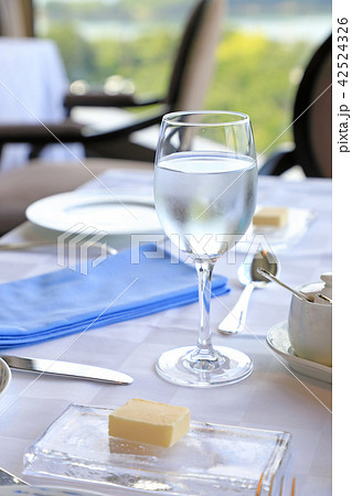 ホテル朝食 42524326