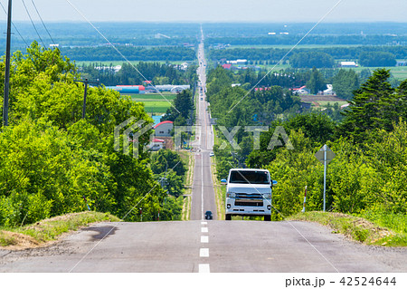 《北海道》天に続く道・ドライブイメージ 42524644