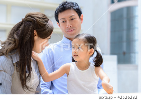 親子　団欒 42526232