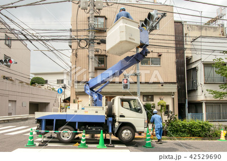 電線点検作業 電線点検作業 42529690