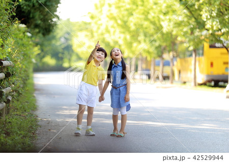 子供 友達 友人 42529944