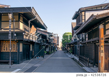 岐阜県　高山市　上三之町　古い街並保存区域 42536726