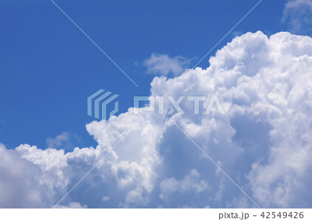 夏空　夏雲 42549426