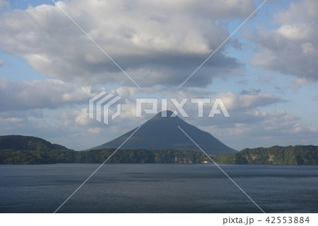 開聞岳 池田湖 かいもんだけ 旅行 指宿 南九州 雲 開聞岳 池田湖 かいもんだけ 旅行 指宿 南九州 雲 42553884