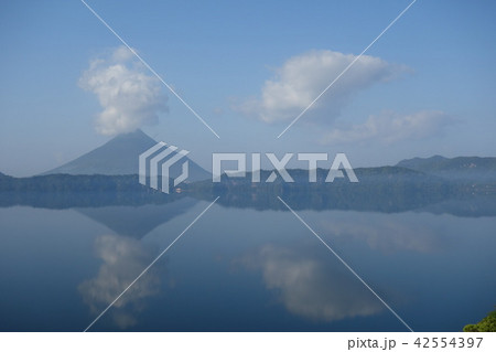開聞岳　池田湖　かいもんだけ　旅行　指宿　南九州　雲 42554397