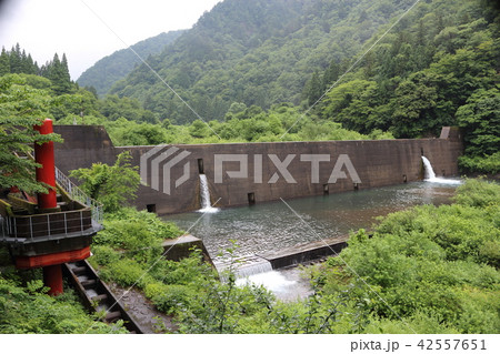 酷道157号沿いの砂防ダム  42557651