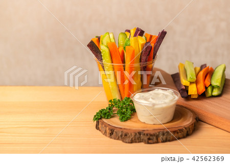 carrots and cucumbers vegetables julienned  42562369