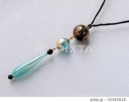 ベネチアングラスのペンダント ベネチアングラスのペンダント 42562618