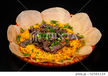 Fried rice with beef Fried rice with beef 42563134