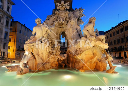 Piazza Navona 42564992