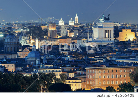 Rome night view Rome night view 42565409