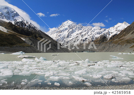 クック山とフッカー湖 42565958