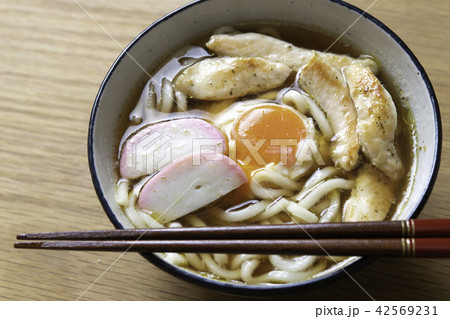 鶏ササミの月見うどん 42569231
