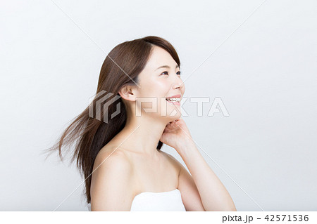 ビューティー ビューティー 42571536