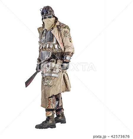 Terrifying post apocalyptic creature with machete 42573676