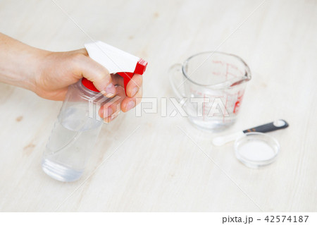 そうじの準備 そうじの準備 42574187