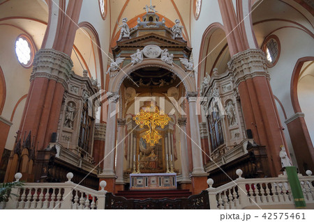 Basilica of San Petronio in Bologna, Italy Basilica of San Petronio in Bologna, Italy 42575461