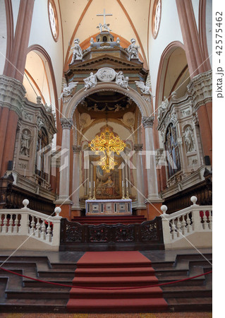 Basilica of San Petronio in Bologna, Italy Basilica of San Petronio in Bologna, Italy 42575462