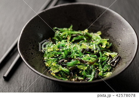 Seaweed salad served and ready to eat 42578078