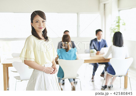 出会い 婚活 出会い 婚活 42580845