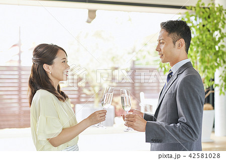 出会い　婚活 42581028