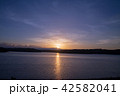 夕暮れの狭山湖 42582041