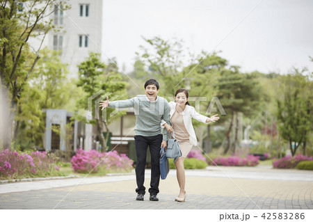 韓国人 屋外 室外 42583286