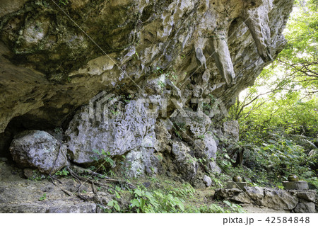 琉球最高の聖地 斎場御嶽(シキヨダユルアマガヌビー・アマダユルアシカヌビー) 琉球最高の聖地 斎場御嶽(シキヨダユルアマガヌビー・アマダユルアシカヌビー) 42584848