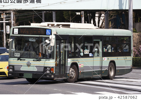 都営バス（運行90周年記念・戦後初期色） 42587062