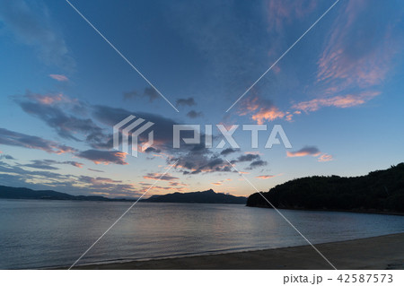 瀬戸内海 夕暮れ 香川県さぬき市 瀬戸内海 夕暮れ 香川県さぬき市 42587573