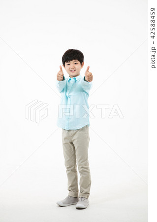 男 男性 男の子 42588459