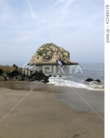 茨城県北茨城市　五浦海岸の二ツ島 42589278