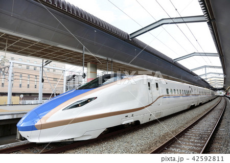 長野駅　新幹線　ホーム　　　　 42592811