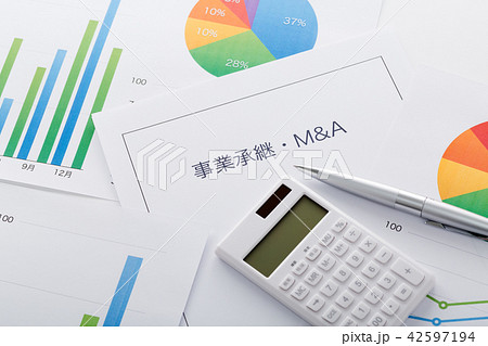 M&A　事業承継 42597194