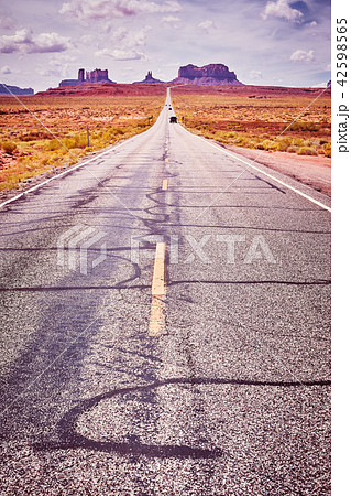 Scenic road to Monument Valley, USA. Scenic road to Monument Valley, USA. 42598565