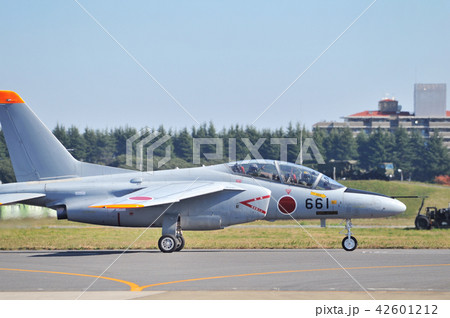 航空自衛隊のT-4練習機 42601212
