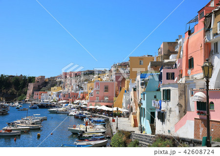 イタリア、プロチダ島 42608724