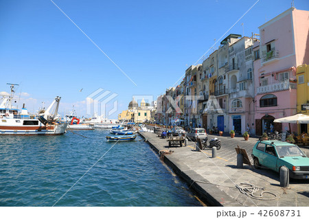 イタリア、プロチダ島 42608731