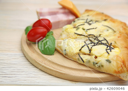 ピザ 42609046