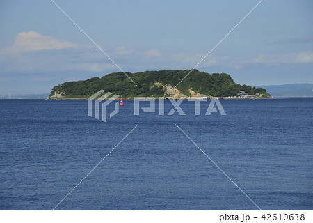 横須賀新港ふ頭より 【夏】 猿島 42610638