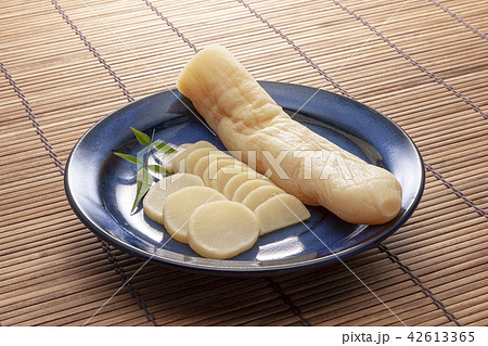 たくあんの皿盛り 42613365